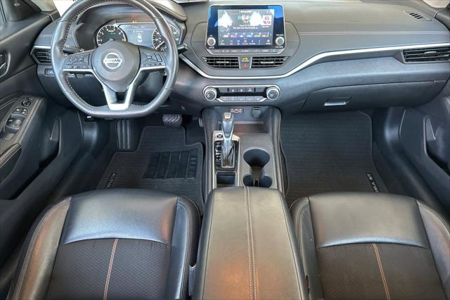2022 Nissan Altima SR FWD
