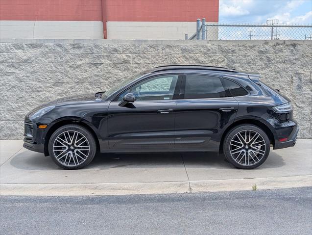 2025 Porsche Macan Unknown