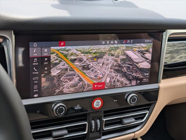 2025 Porsche Macan Unknown