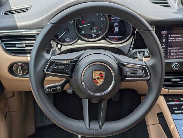 2025 Porsche Macan Unknown