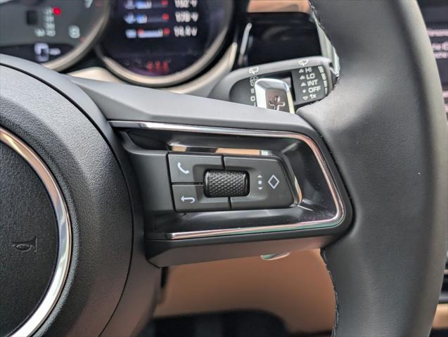 2025 Porsche Macan Unknown