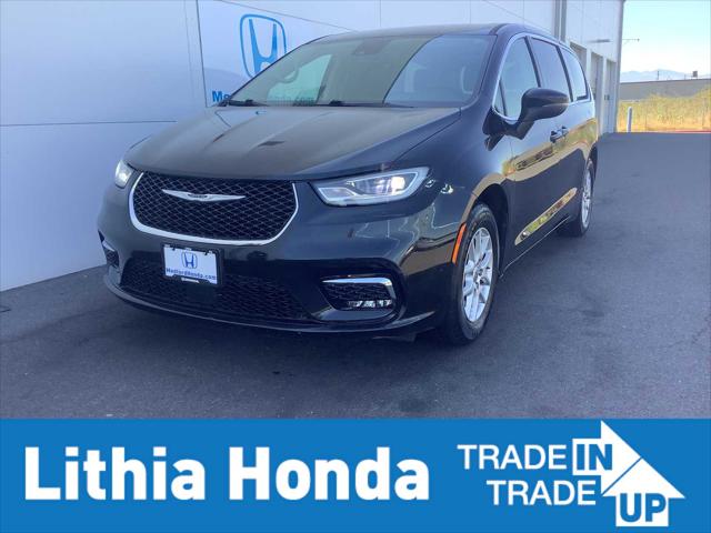 2023 Chrysler Pacifica Touring L for sale in Medford, OR