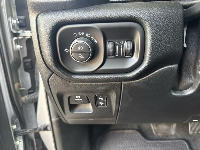 2022 Ram 1500 Laramie Crew Cab 4x4 57 Box