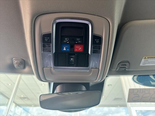 2022 Ram 1500 Laramie Crew Cab 4x4 57 Box