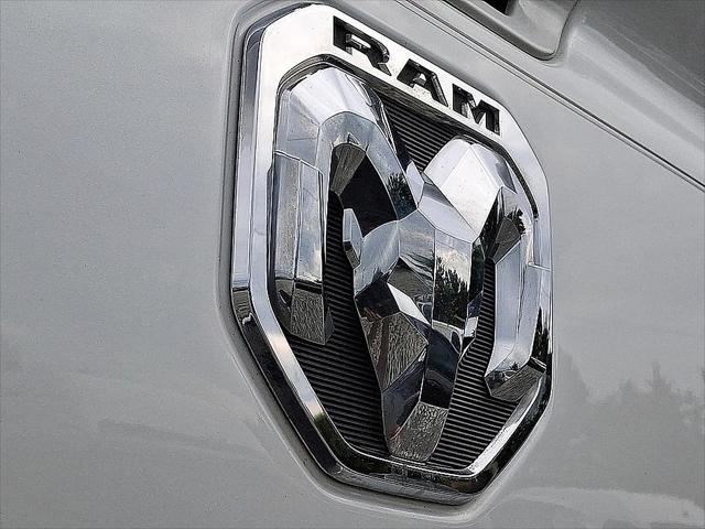 2022 Ram 1500 Laramie Crew Cab 4x4 57 Box