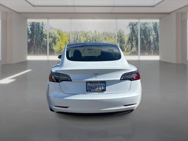 2020 Tesla Model 3 Standard Range Plus Rear-Wheel Drive