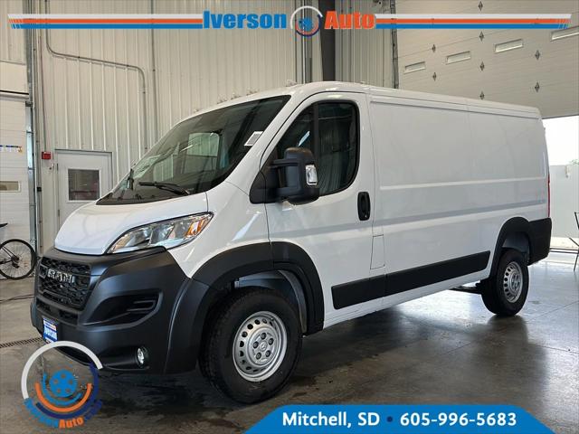 2027 RAM ProMaster Cargo Van Tradesman