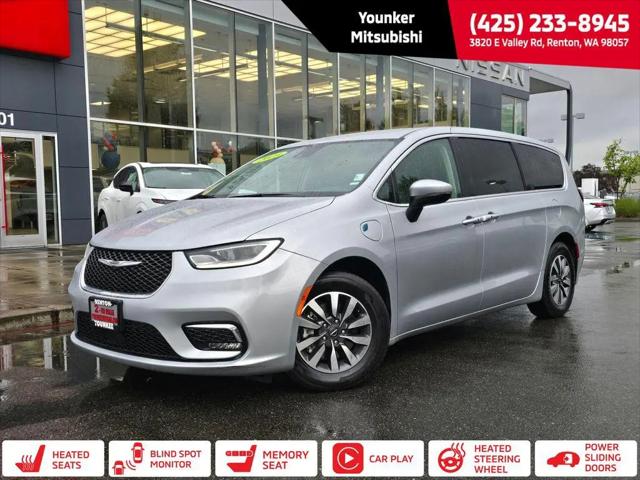 2023 Chrysler Pacifica Hybrid Touring L for sale in Renton, WA