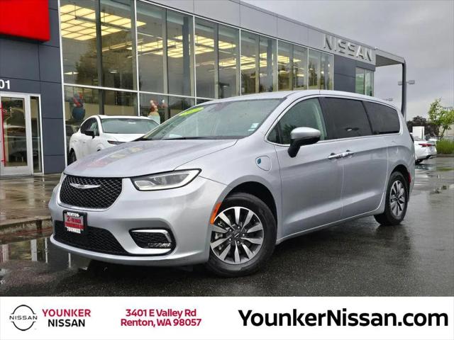 2023 Chrysler Pacifica Hybrid Touring L for sale in Renton, WA