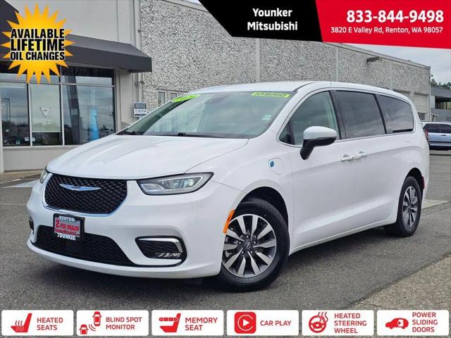 2023 Chrysler Pacifica Hybrid Touring L for sale in Renton, WA