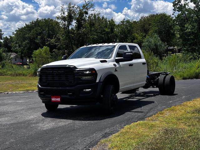 2026 RAM 5500 Chassis RAM 5500 TRADESMAN CHASSIS CREW CAB 4X4 84 CA