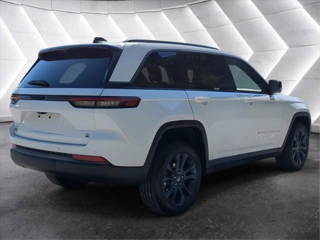 2026 Jeep Grand Cherokee GRAND CHEROKEE 85TH ANNIVERSARY EDITION 4X4 2026 Jeep Grand Cherokee GRAND CHEROKEE 85TH ANNIVERSARY EDITION 4X4