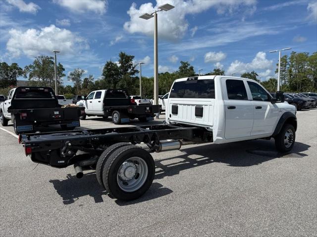 2026 RAM 5500 Chassis RAM 5500 TRADESMAN CHASSIS CREW CAB 4X4 84 CA