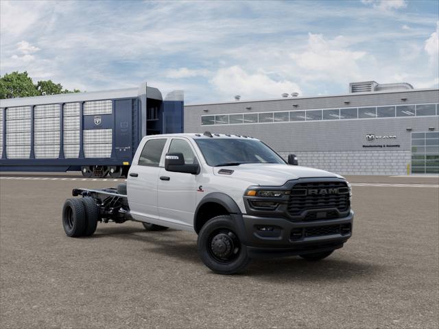 2026 RAM 5500 Chassis RAM 5500 TRADESMAN CHASSIS CREW CAB 4X4 84 CA
