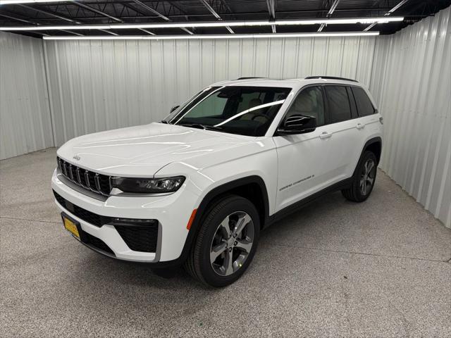 2026 Jeep Grand Cherokee GRAND CHEROKEE LIMITED 4X4 2026 Jeep Grand Cherokee GRAND CHEROKEE LIMITED 4X4
