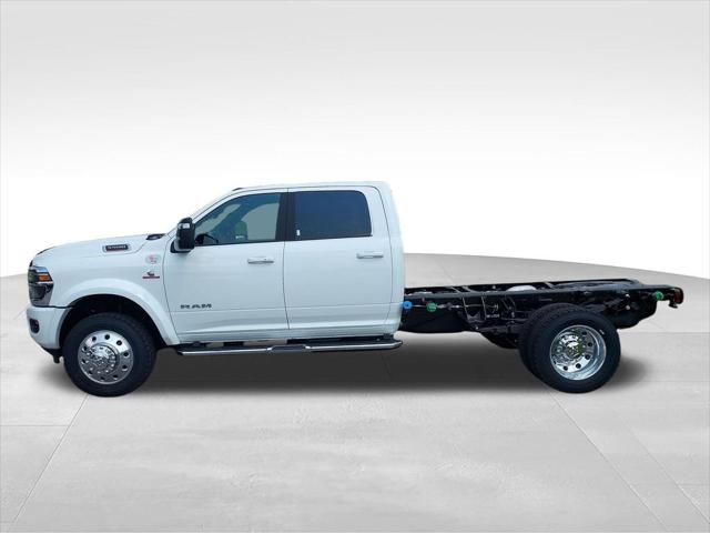 2026 RAM 5500 Chassis RAM 5500 BIG HORN CHASSIS CREW CAB 4X4 60 CA