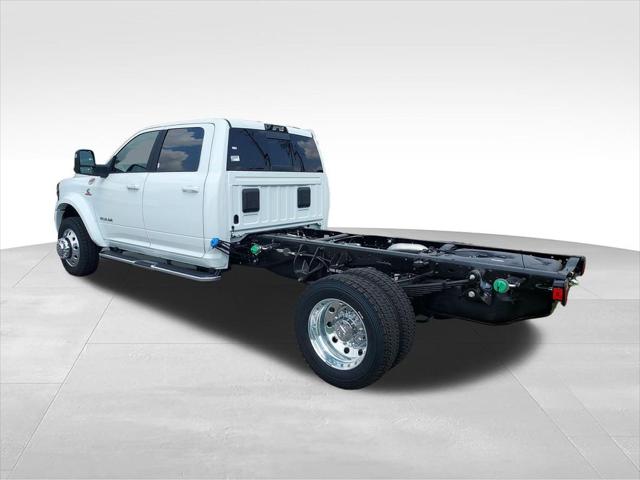 2026 RAM 5500 Chassis RAM 5500 BIG HORN CHASSIS CREW CAB 4X4 60 CA