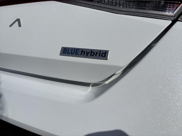 Used 2025 Hyundai Elantra Hybrid Blue For Sale in Bellingham, WA