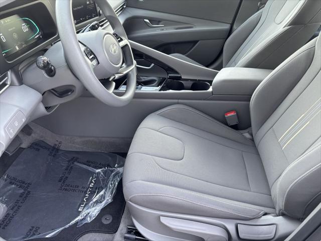 Used 2025 Hyundai Elantra Hybrid Blue For Sale in Bellingham, WA