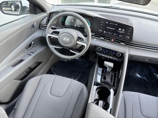 Used 2025 Hyundai Elantra Hybrid Blue For Sale in Bellingham, WA