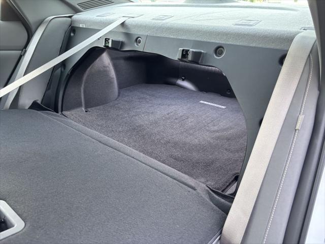Used 2025 Hyundai Elantra Hybrid Blue For Sale in Bellingham, WA