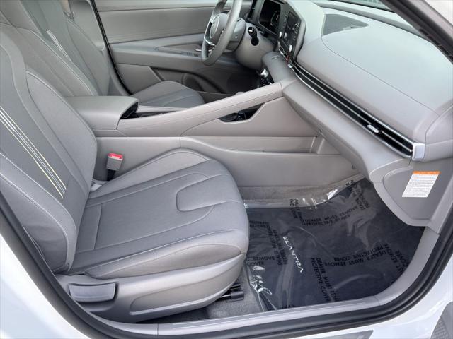 Used 2025 Hyundai Elantra Hybrid Blue For Sale in Bellingham, WA