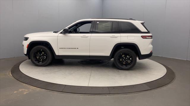2026 Jeep Grand Cherokee GRAND CHEROKEE LAREDO ALTITUDE 4X4