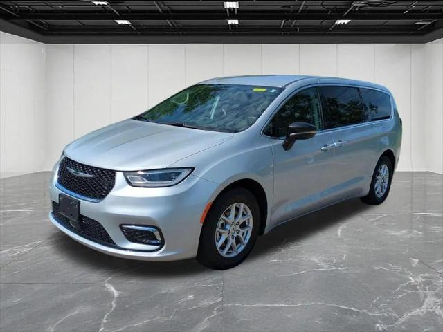 2024 Chrysler Pacifica Touring L for sale in Ann Arbor, MI