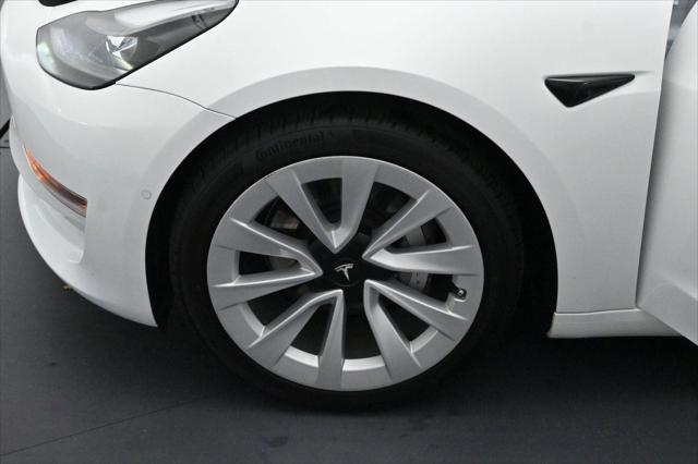 2022 Tesla Model 3 Rear-Wheel Drive