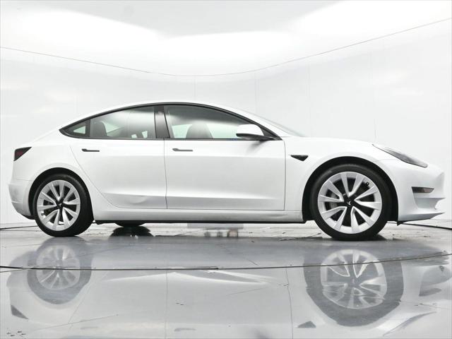 2022 Tesla Model 3 Rear-Wheel Drive