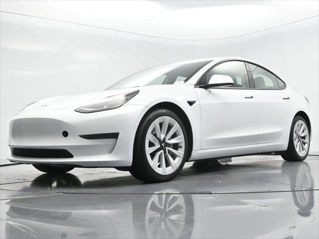 2022 Tesla Model 3 Rear-Wheel Drive