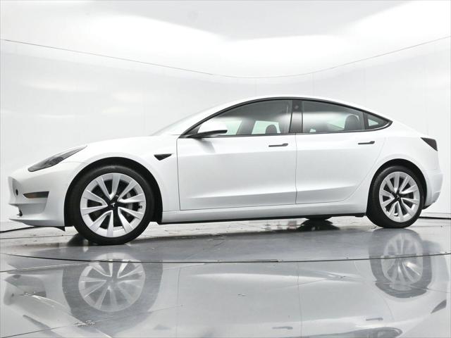 2022 Tesla Model 3 Rear-Wheel Drive