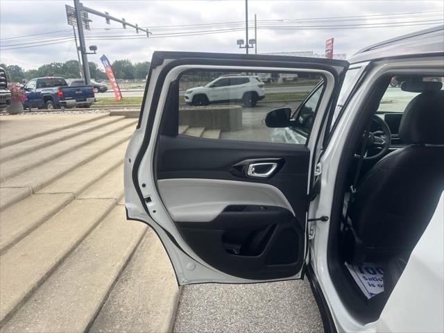 Used 2023 Jeep Compass Limited 4x4 For Sale in Toledo, OH