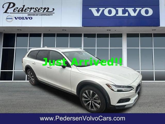2025 Volvo V90 Cross Country Plus, B6 AWD Gas (mild hybrid) for sale in Fort Collins, CO