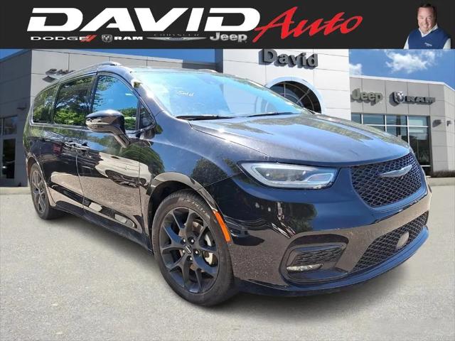 2025 Chrysler Pacifica Limited for sale in Glen Mills, PA