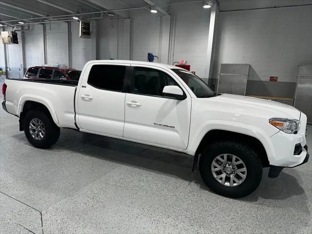 2018 Toyota Tacoma SR5 V6 for sale in Waterloo, IA