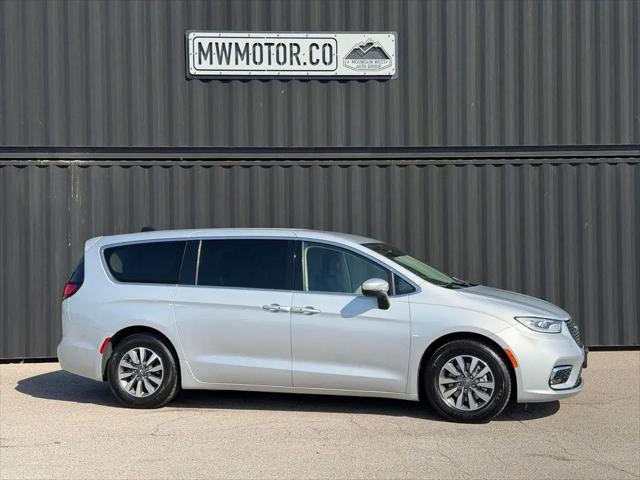 2023 Chrysler Pacifica Hybrid Touring L for sale in Preston, ID