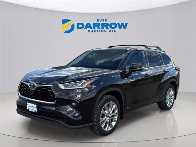 2020 Toyota Highlander Hybrid Limited for sale in Madison, WI