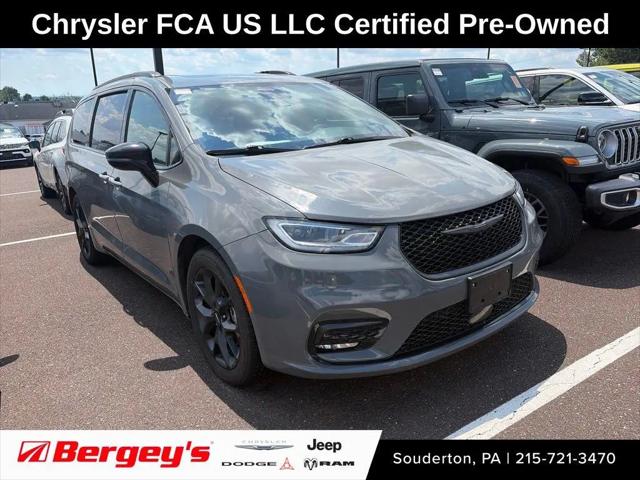 2025 Chrysler Pacifica Limited for sale in Souderton, PA