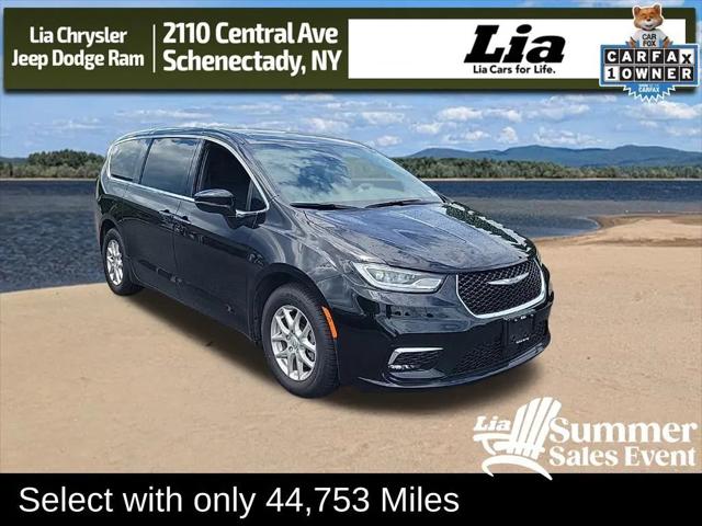 2025 Chrysler Pacifica Select for sale in Schenectady, NY