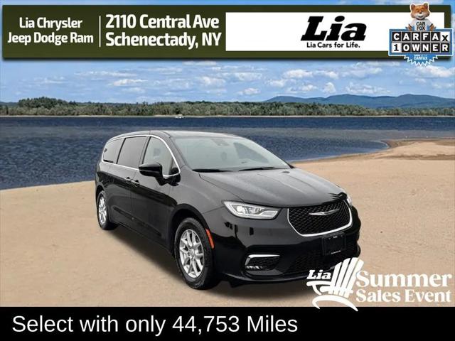 2025 Chrysler Pacifica Select for sale in Schenectady, NY