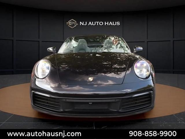 2021 Porsche 911 Carrera 4 Cabriolet