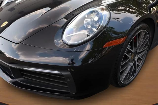2021 Porsche 911 Carrera 4 Cabriolet
