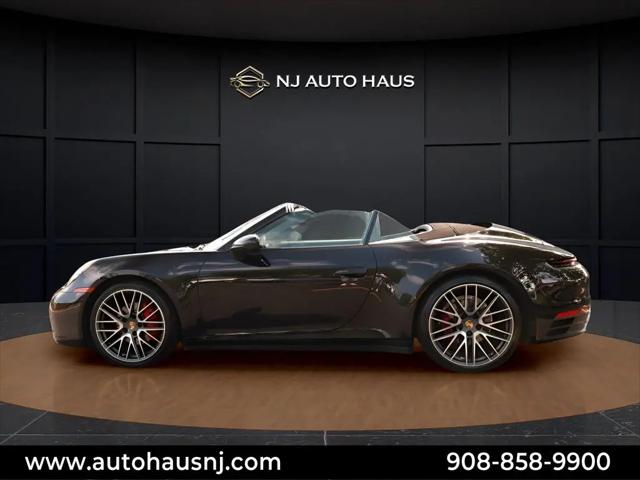 2021 Porsche 911 Carrera 4 Cabriolet