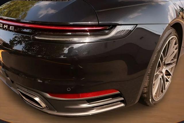 2021 Porsche 911 Carrera 4 Cabriolet