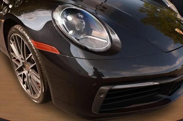 2021 Porsche 911 Carrera 4 Cabriolet