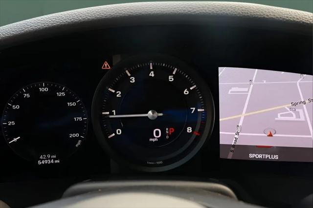 2021 Porsche 911 Carrera 4 Cabriolet
