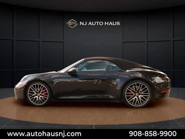 2021 Porsche 911 Carrera 4 Cabriolet