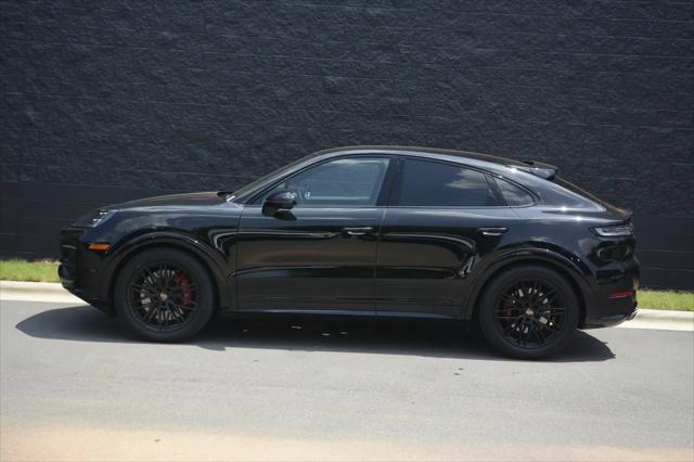 2025 Porsche Cayenne GTS