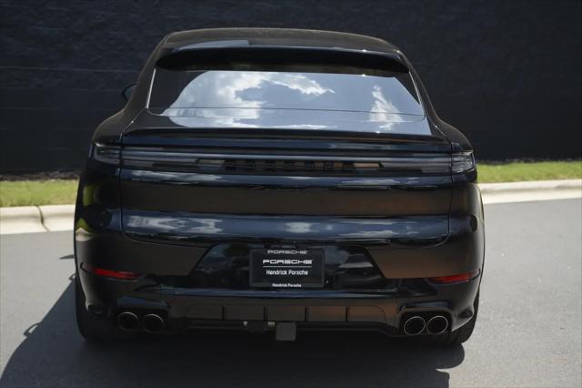 2025 Porsche Cayenne GTS